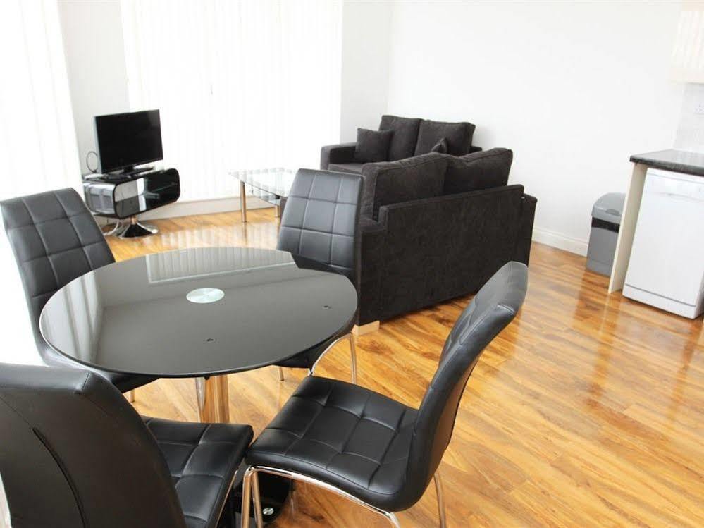 Radalco Apartments Hounslow Exterior foto